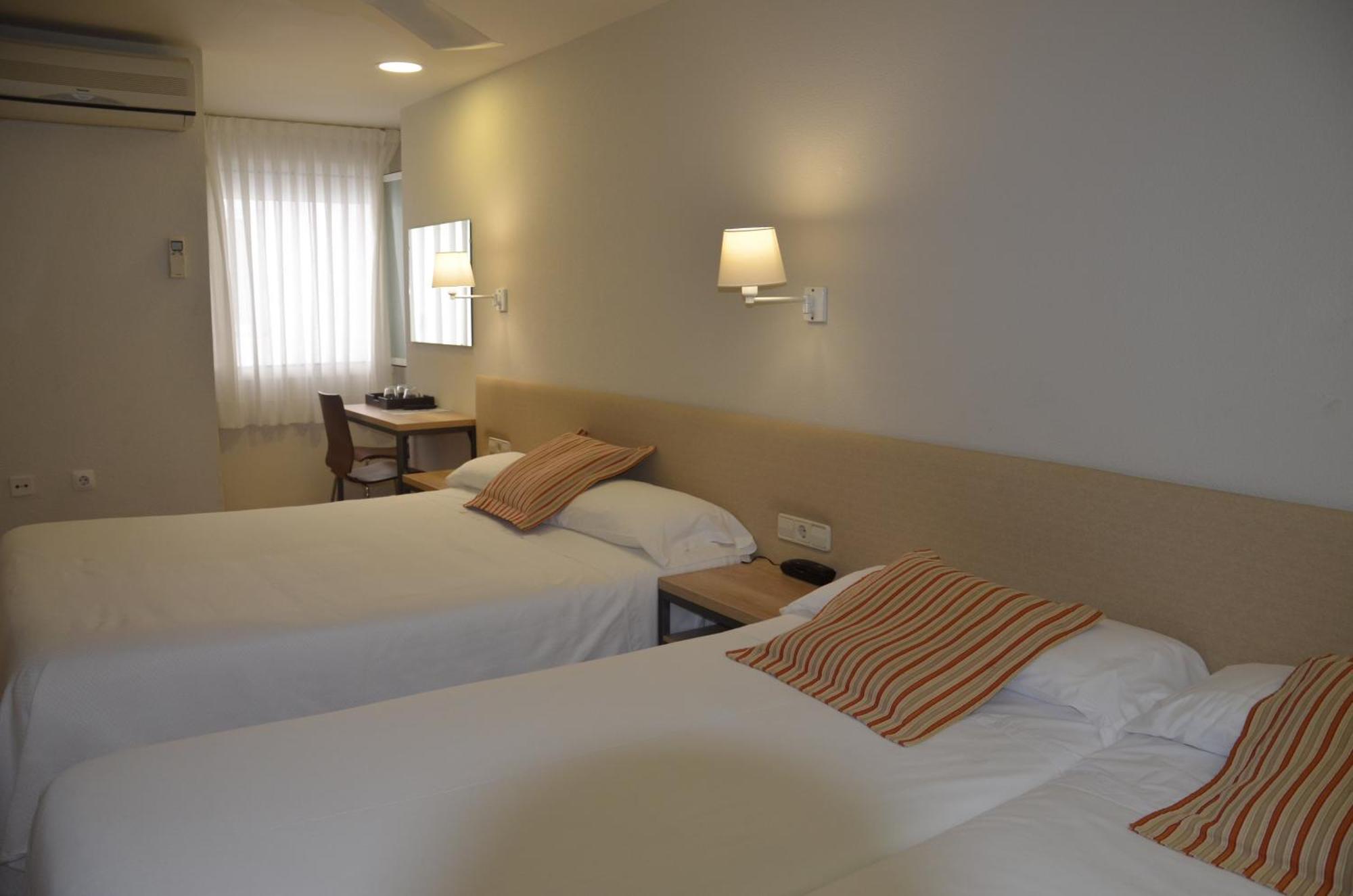Hotel Balaguer Esterno foto